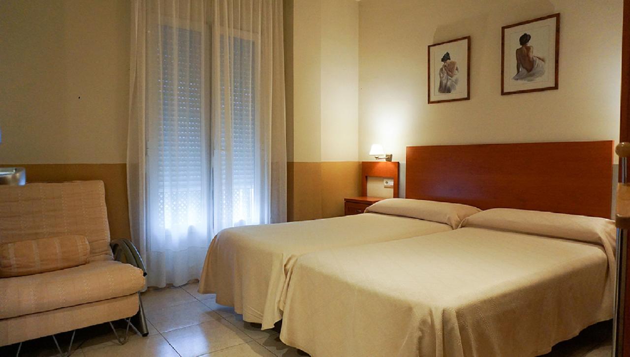 Hostal Forum Villa Del Rio Luaran gambar