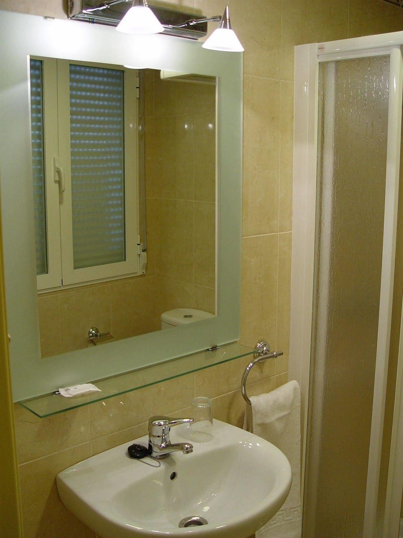 Hostal Forum Villa Del Rio Luaran gambar